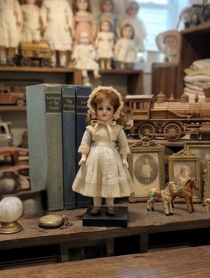 doll display stand